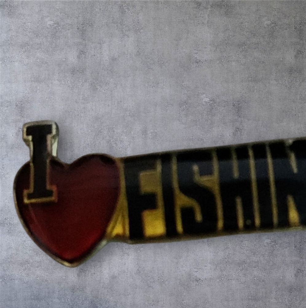 I love fishing pin